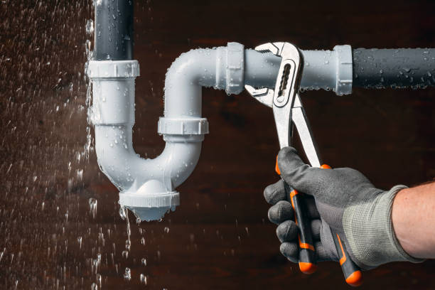 Professional Leak Detection technician working in East Greenwich, RI